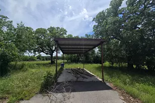1331 Jay Bird Rd, Springtown, TX 76082 - Photo 15