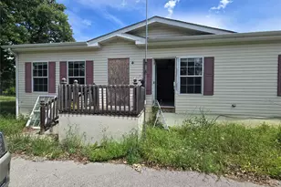 1331 Jay Bird Rd, Springtown, TX 76082 - Photo 1