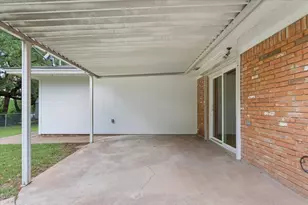 708 Wedgewood Dr, Woodway, TX 76712 - Photo 29