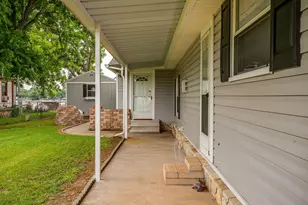 4006 Lands End Ct, Granbury, TX 76048 - Photo 17