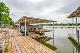 4006 Lands End Ct, Granbury, TX 76048 - Photo 7