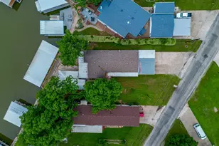 4006 Lands End Ct, Granbury, TX 76048 - Photo 13
