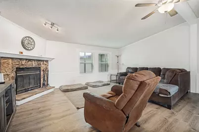 301 Darrell Road, Roanoke, TX 76262 - Photo 7