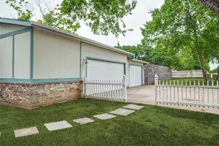 301 Darrell Rd, Roanoke, TX 76262 - Photo 25