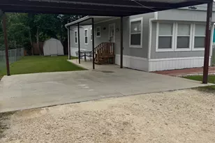 3524 Gerry Dr, Granbury, TX 76049 - Photo 5