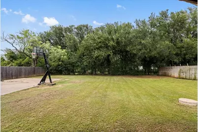 405 Granbury Court, Granbury, TX 76049 - Photo 7