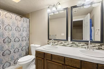 405 Granbury Court, Granbury, TX 76049 - Photo 17