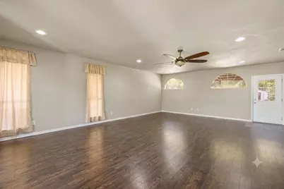 405 Granbury Court, Granbury, TX 76049 - Photo 5