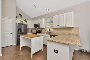 545 Wild Ivy Trail, Fort Worth, TX 76052 - Photo 9