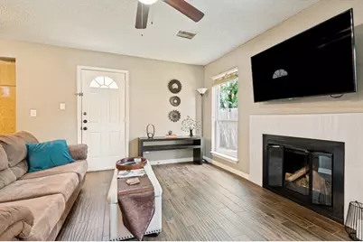 2643 San Sabastian Circle, Grand Prairie, TX 75052 - Photo 3