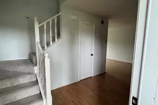 323 Towne House Ln, Richardson, TX 75081 - Photo 3