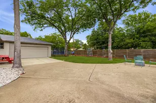 3812 Periwinkle Dr, Dallas, TX 75233 - Photo 29
