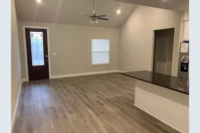 1707 Wright Street, Greenville, TX 75401 - Photo 3