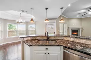 800 Acadia Ct, Tolar, TX 76476 - Photo 5