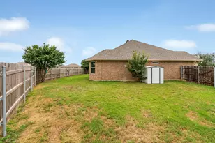 800 Acadia Ct, Tolar, TX 76476 - Photo 35