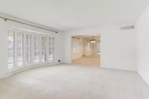 9523 Highedge Dr, Dallas, TX 75238 - Photo 5