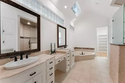 17 Woodcreek Lane, Frisco, TX 75034 - Photo 13