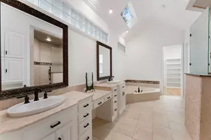 17 Woodcreek Ln, Frisco, TX 75034 - Photo 13