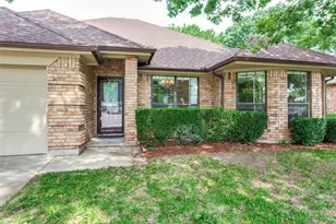 1213 Downwood Dr, Burleson, TX 76028 - Photo 3