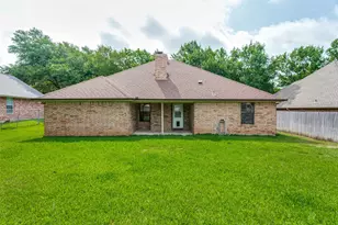 1213 Downwood Dr, Burleson, TX 76028 - Photo 23
