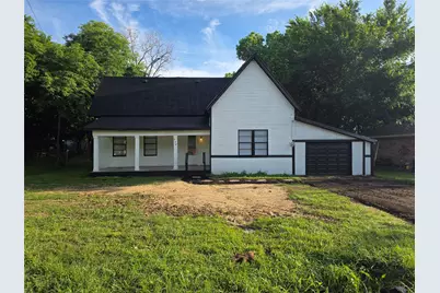 408 E First Street, Quinlan, TX 75474 - Photo 1