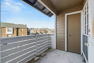 3621 W Northgate Dr, Irving, TX 75062 - Photo 3