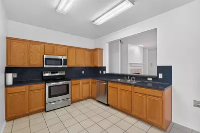 7315 Fossil Creek Drive, Arlington, TX 76002 - Photo 7