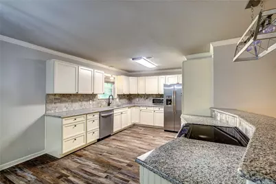 401 Lee Street, Sulphur Springs, TX 75482 - Photo 9