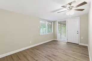 2703 Oak Cliff Ln, Arlington, TX 76012 - Photo 11