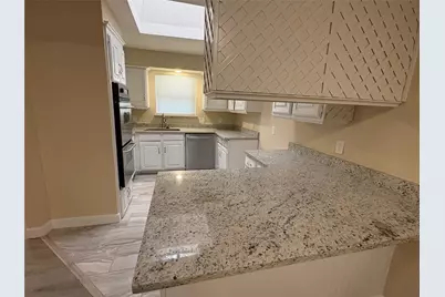 2703 Oak Cliff Lane, Arlington, TX 76012 - Photo 5