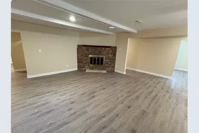 2703 Oak Cliff Lane, Arlington, TX 76012 - Photo 7