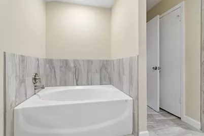 2703 Oak Cliff Lane, Arlington, TX 76012 - Photo 21