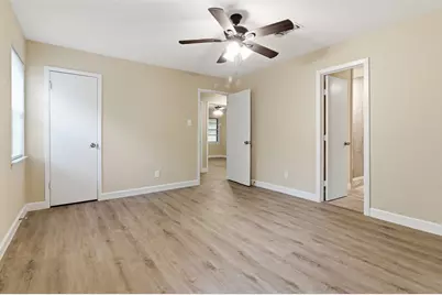 2703 Oak Cliff Lane, Arlington, TX 76012 - Photo 19
