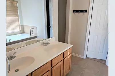 2200 Fieldcrest Drive, Rockwall, TX 75032 - Photo 13