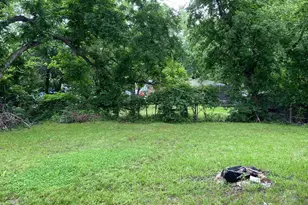 904 E College St, Terrell, TX 75160 - Photo 13