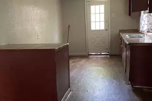 904 E College St, Terrell, TX 75160 - Photo 23