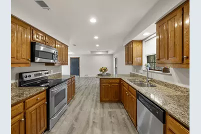 4100 Emerson Drive, Plano, TX 75093 - Photo 11