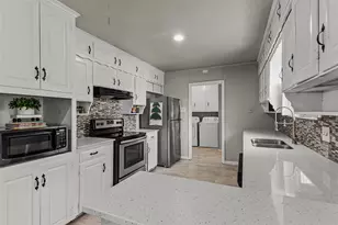 6016 Wedgmont Cir N, Fort Worth, TX 76133 - Photo 13