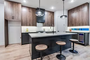 2906 Hawthorne Ave, Dallas, TX 75219 - Photo 11