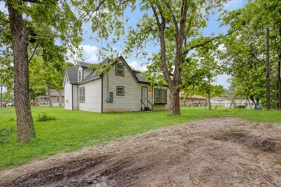 721 Maple Street, Bonham, TX 75418 - Photo 29