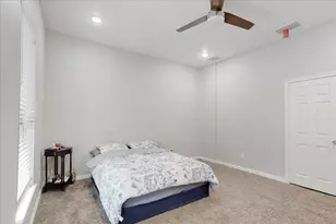721 Maple St, Bonham, TX 75418 - Photo 13