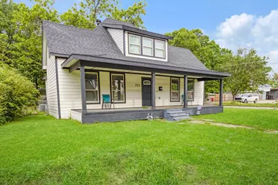 721 Maple Street, Bonham, TX 75418 - Photo 1