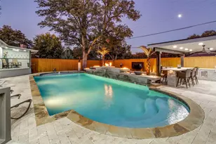 6566 Ridgeview Cir, Dallas, TX 75240 - Photo 1