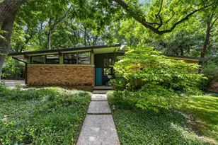 989 N Rustic Cir, Dallas, TX 75218 - Photo 1