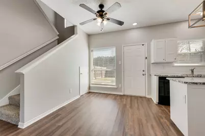 9406 Chimneywood Drive, Rowlett, TX 75089 - Photo 7