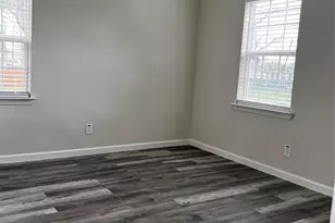 2839 E Overton Rd, Dallas, TX 75216 - Photo 5
