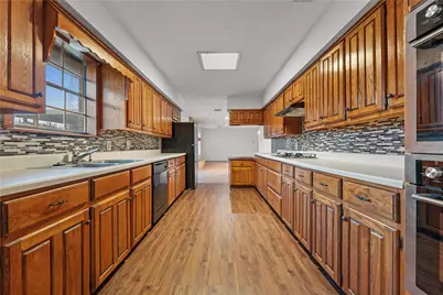 1825 Mahalia Drive, Waco, TX 76705 - Photo 3