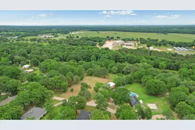 380 Timber Lakes Drive, Powderly, TX 75473 - Photo 17