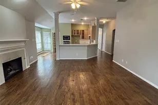 2921 Meadow Glen Dr, McKinney, TX 75072 - Photo 3