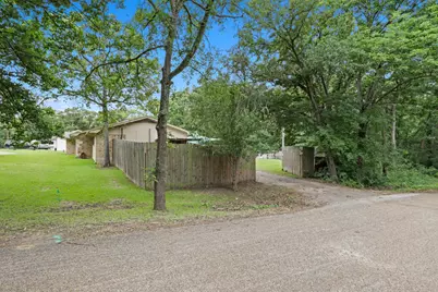 1301 Woodland Drive, Canton, TX 75103 - Photo 35